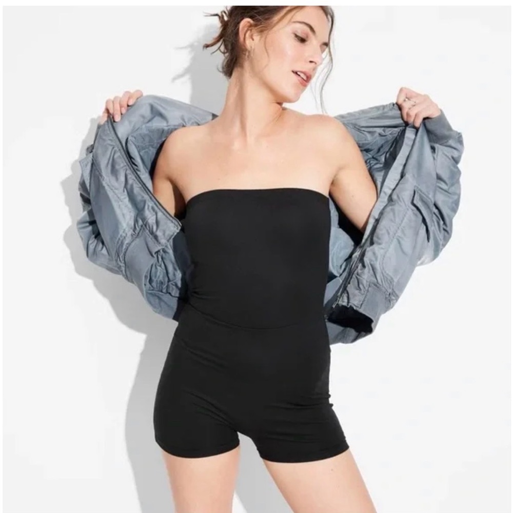 Wild Fable Women's Tube ButterBliss Strapless Pull-on Romper Black XL